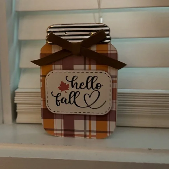 Hello Fall Sign - Picture 2 of 3